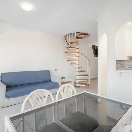 Michelangelo 212 Apartment